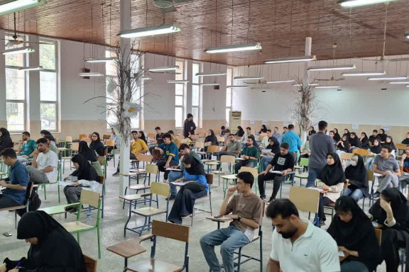برگزاری امتحانات پایانی ترم تابستان دانشگاه به روایت تصویر