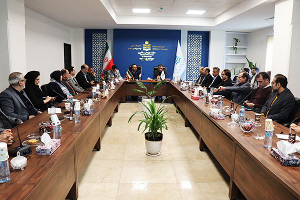 نشست تخصصی معاونت پژوهش و فناوری دانشگاه با مدیران ارشد شرکت‌های ملی مهندسی و ساختمان نفت ایران و شرکت ملی پالایش و پخش فرآورده‌های نفتی ایران